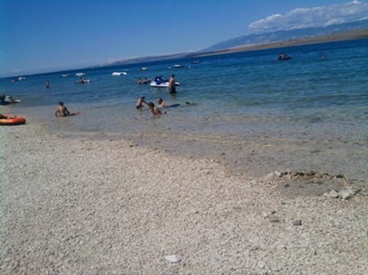 Plaža i more ispred kuće